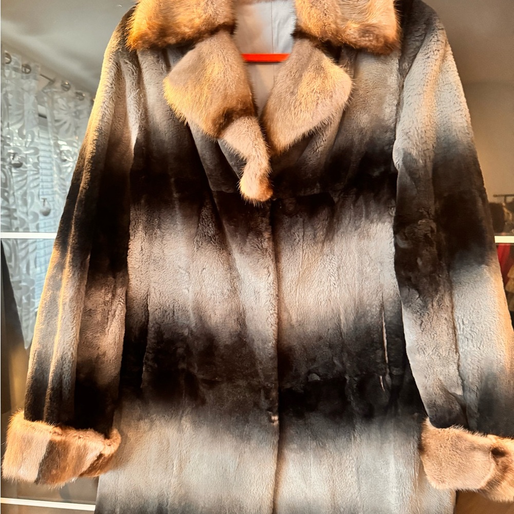 Elegant Rabbit Mink Fur Ombre Coat
